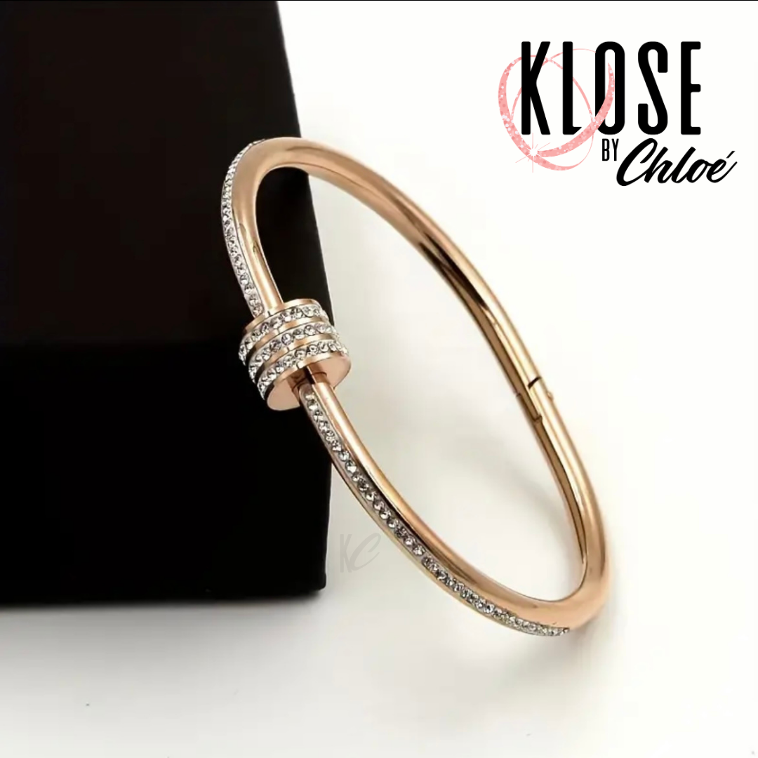 CHLOÉ Spiral Twist Clasp Bangle